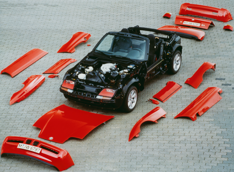 Illustration for article titled The BMW Z1 Wasn't the Car of the Future. It Was Cooler Than That